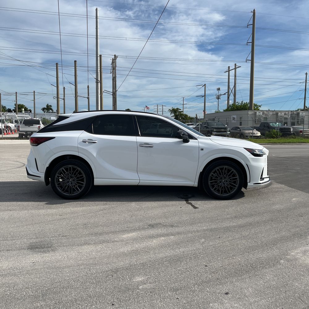 2023 Lexus RX 500h F SPORT Performance