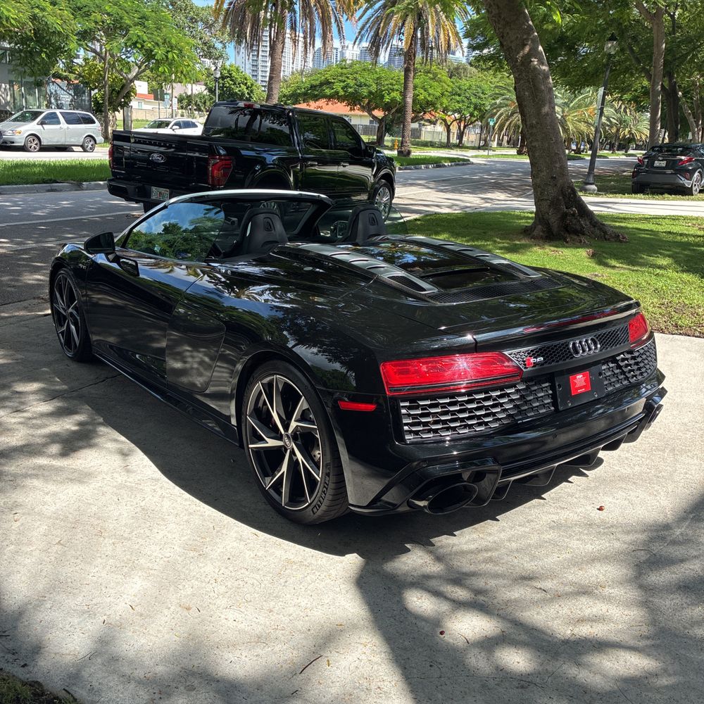 2023 Audi R8 V10 Performance