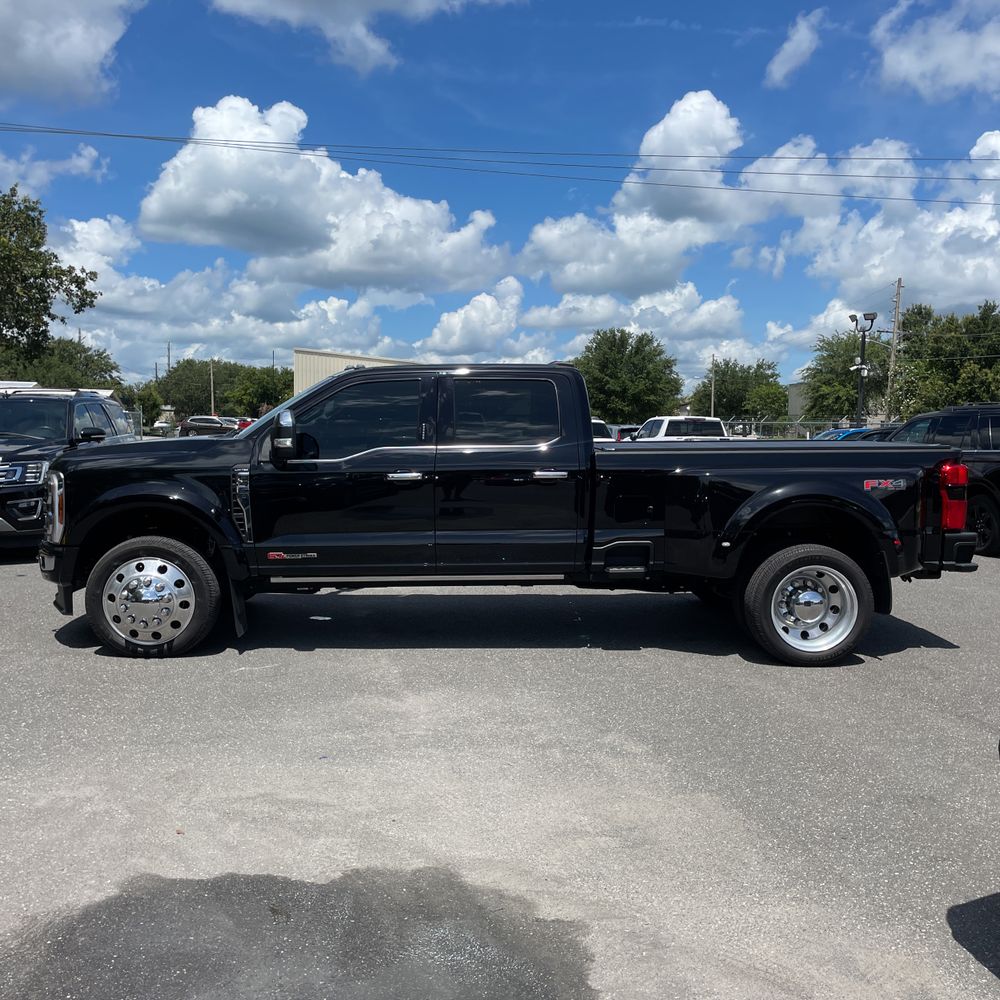 2024 Ford F-450 Super Duty Limited