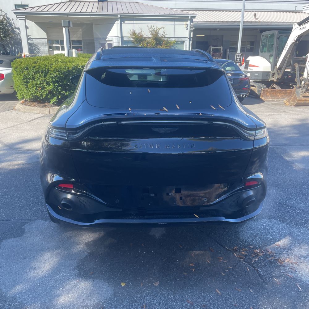 2021 Aston Martin DBX