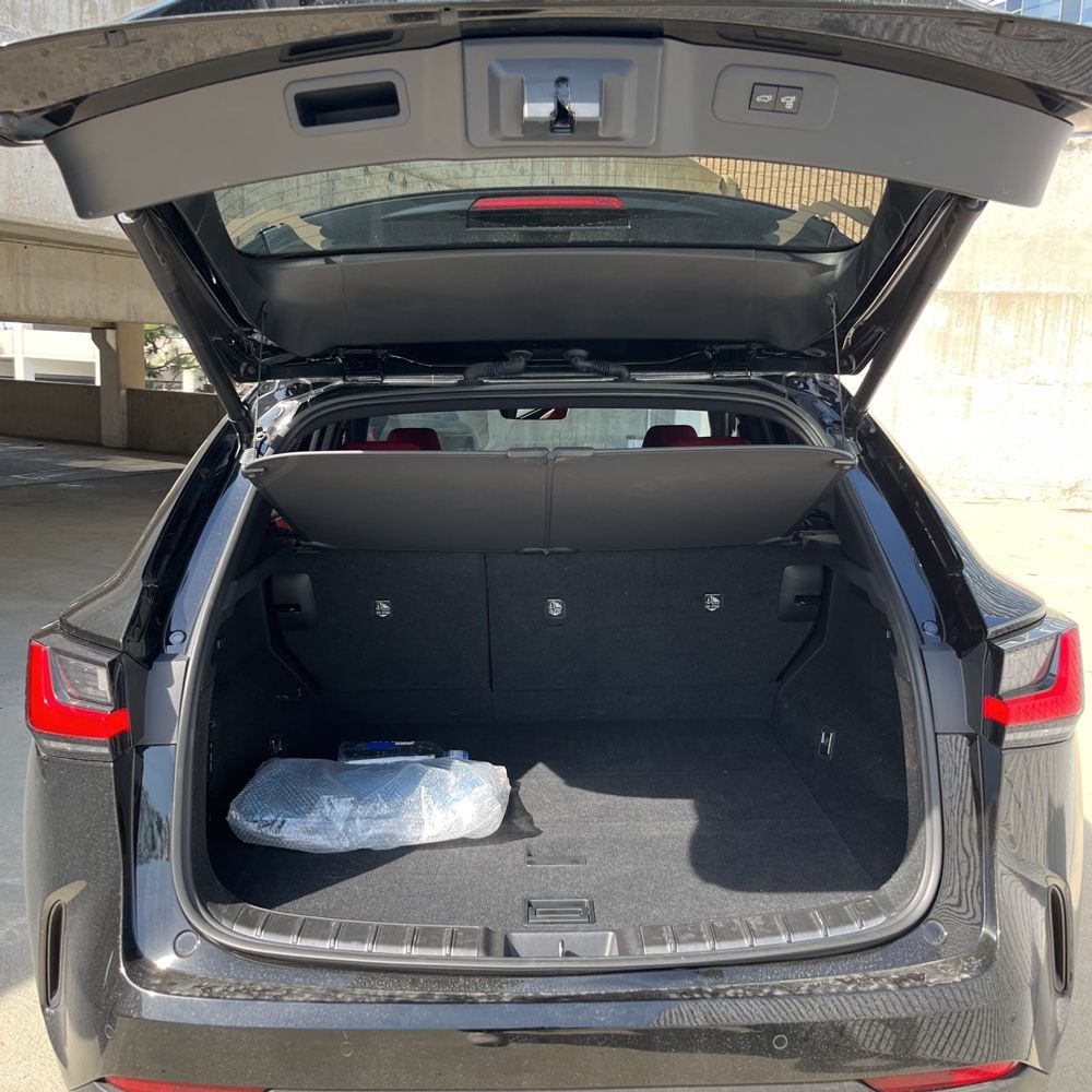 2024 Lexus NX 450h+ F SPORT Handling