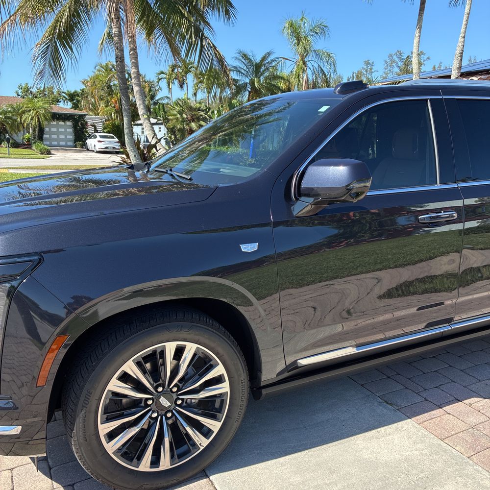 2025 Cadillac Escalade Premium Luxury