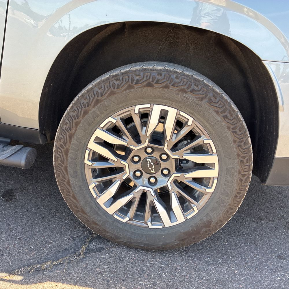 2025 Chevrolet Suburban Z71