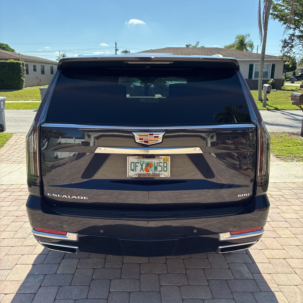 2025 Cadillac Escalade Premium Luxury