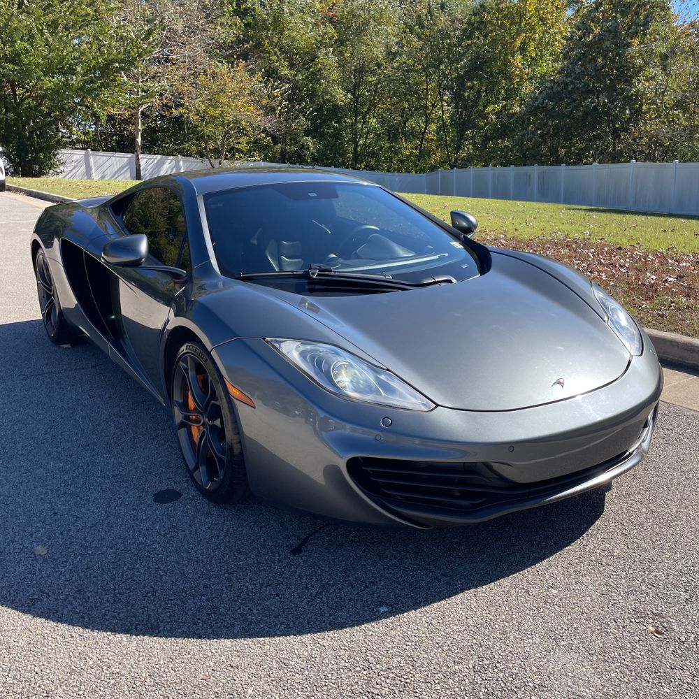 2012 McLaren MP4-12C
