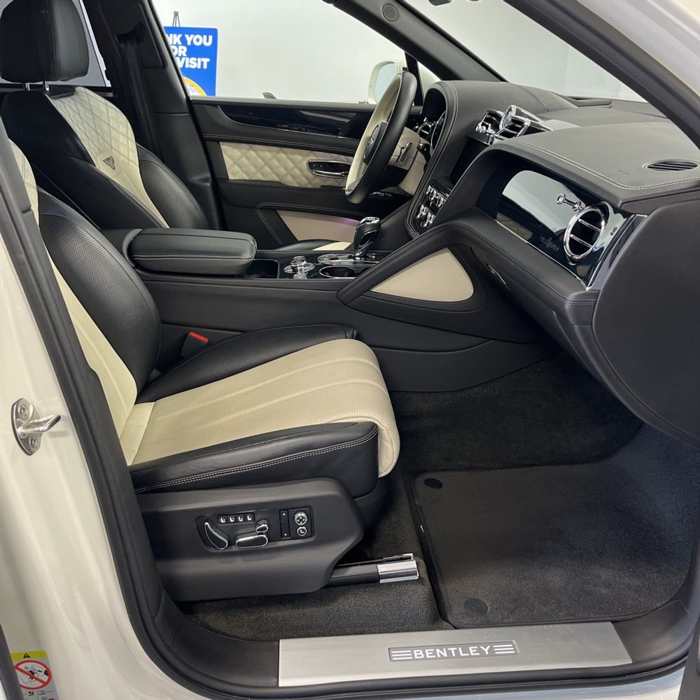 2021 Bentley Bentayga V8