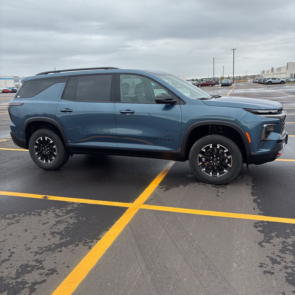 2025 Chevrolet Traverse Z71
