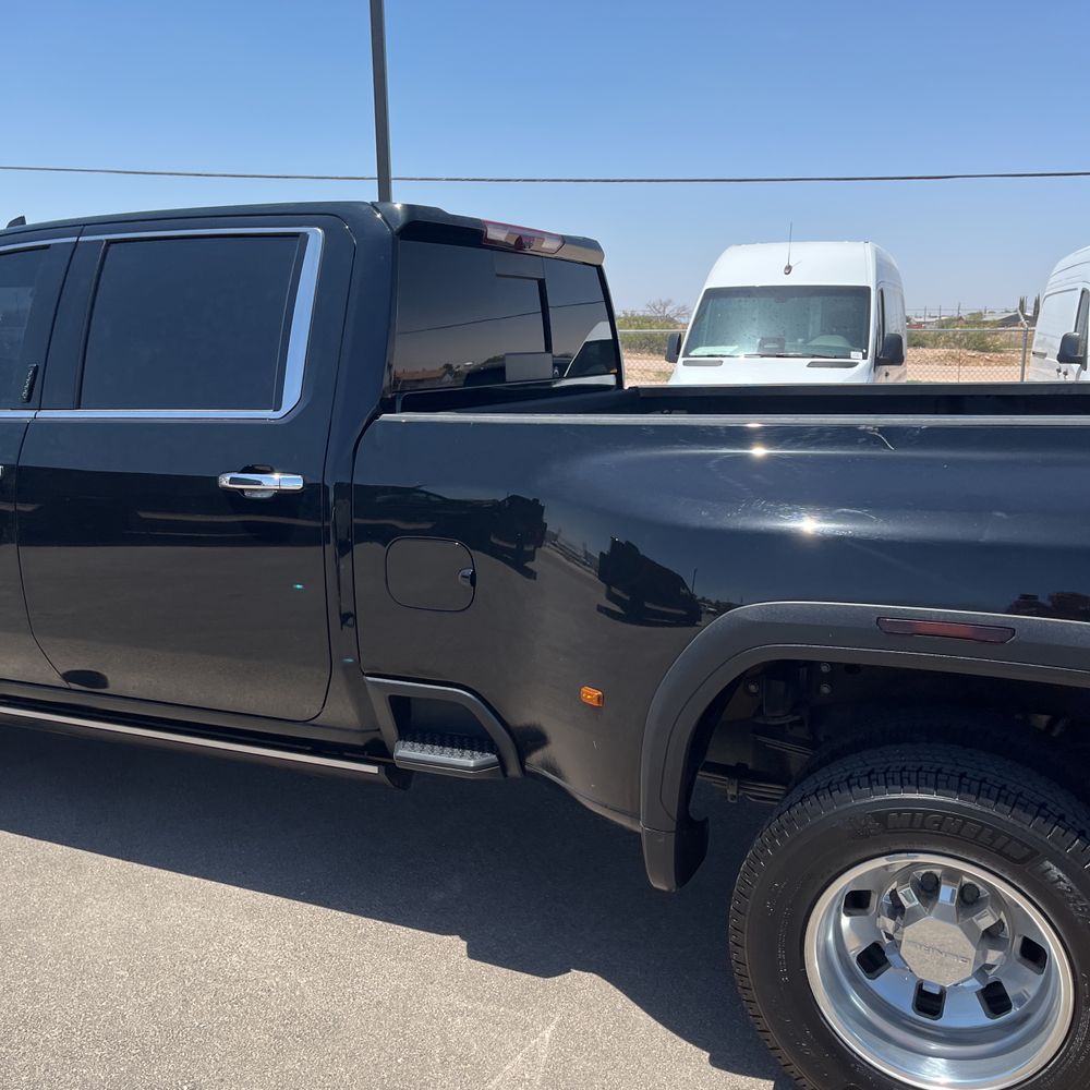 2024 GMC Sierra 3500HD Denali