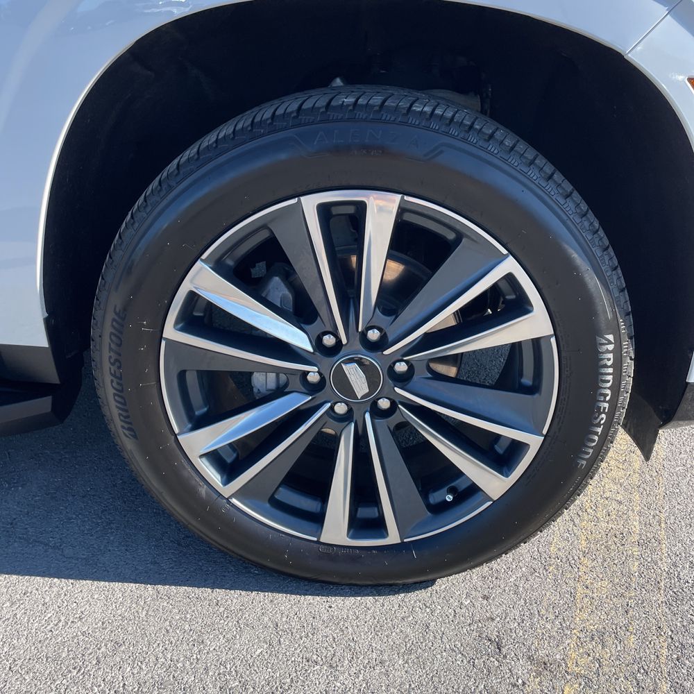 2025 Cadillac Escalade Sport