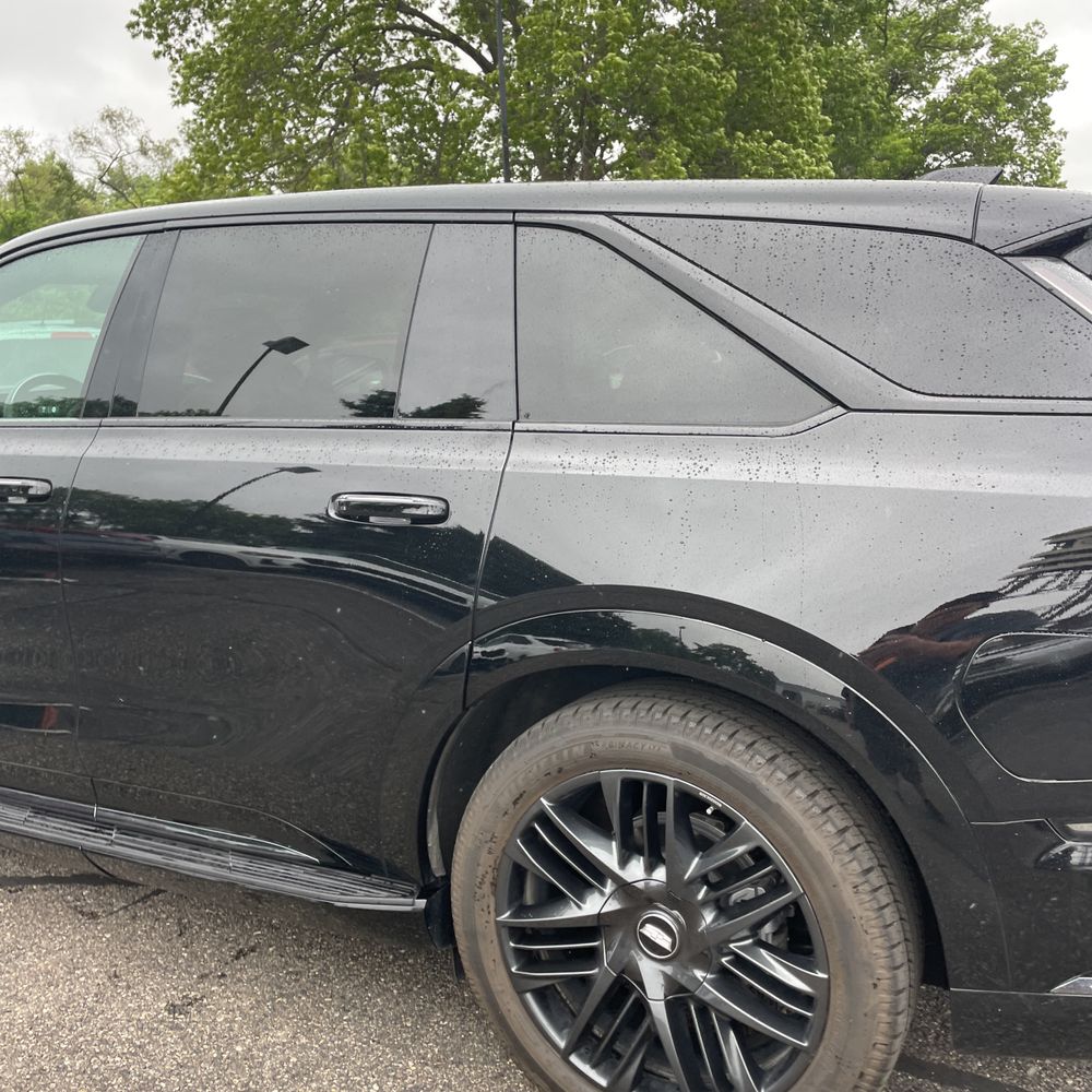 2025 Cadillac Escalade IQ Sport 2