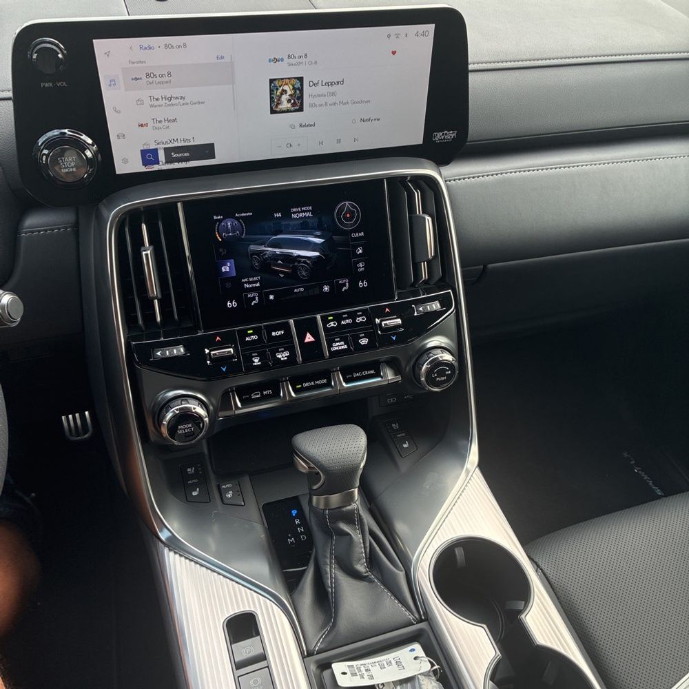 2024 Lexus LX 600 F SPORT Handling