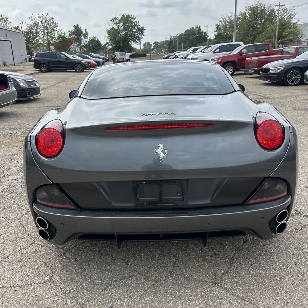 2010 Ferrari California