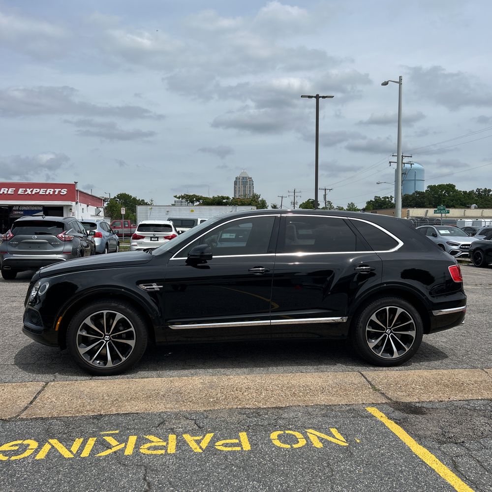 2018 Bentley Bentayga Base