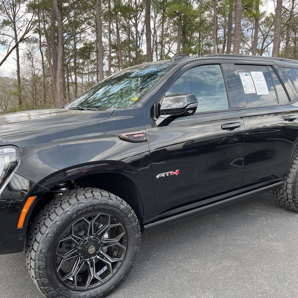 2025 GMC Yukon AT4 Ultimate