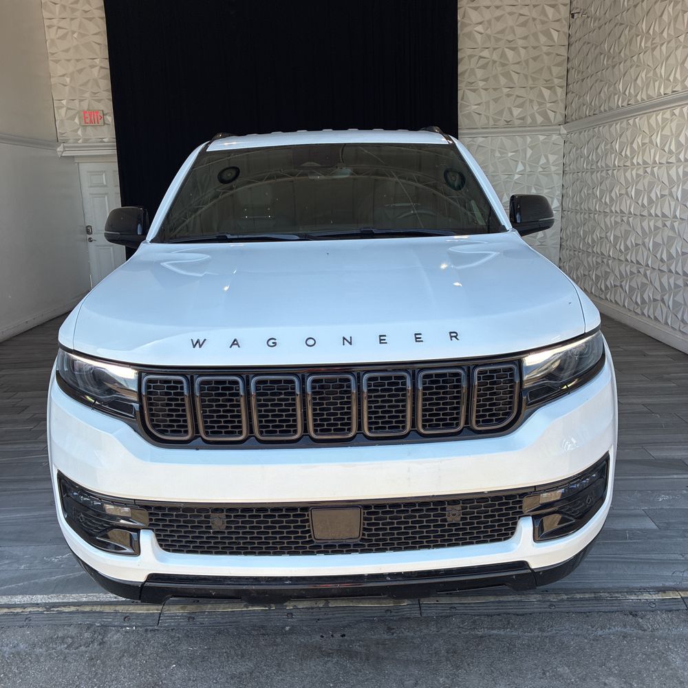 2025 Jeep Wagoneer L Series II Carbide 4x4