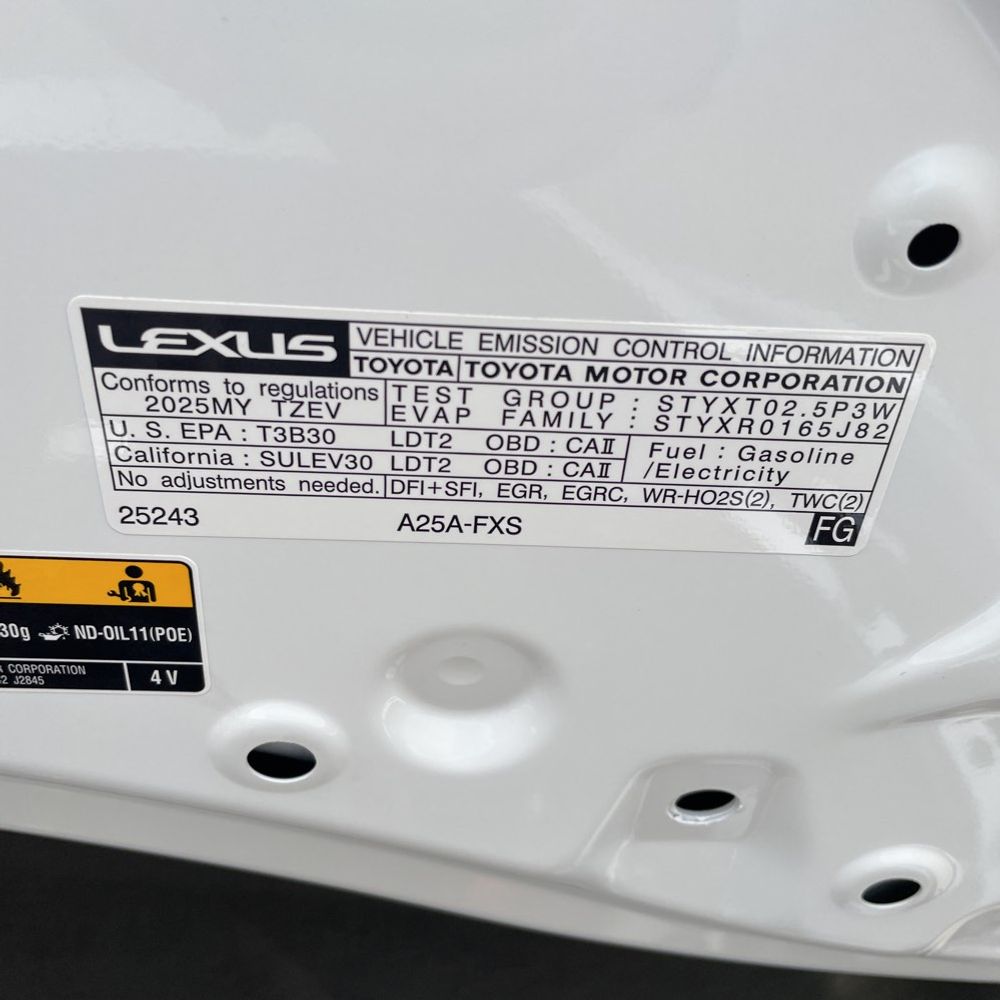 2025 Lexus NX 450h+ F SPORT Handling