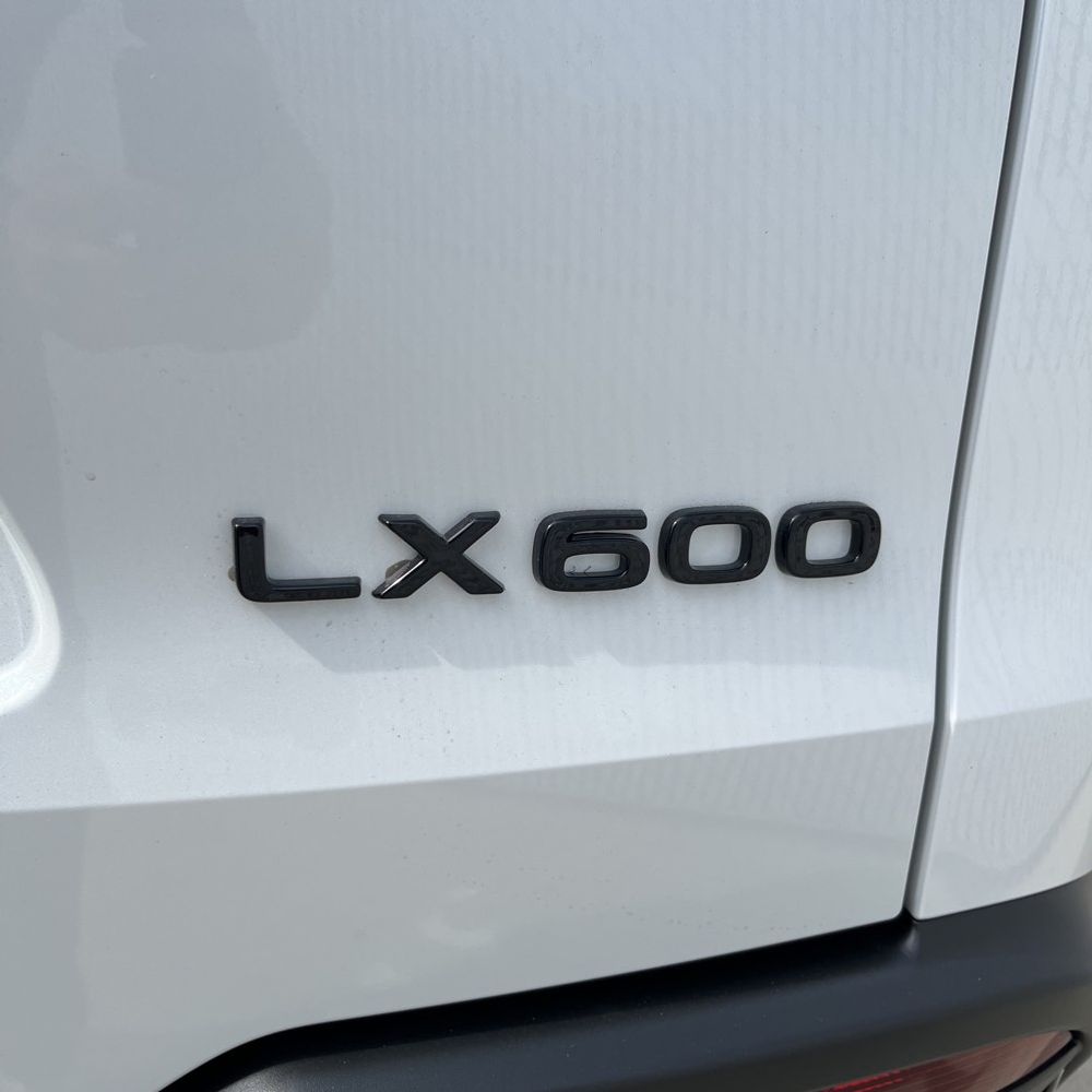 2025 Lexus LX-Series LX600 Premium