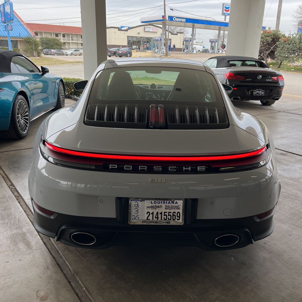 2025 Porsche 911 Carrera