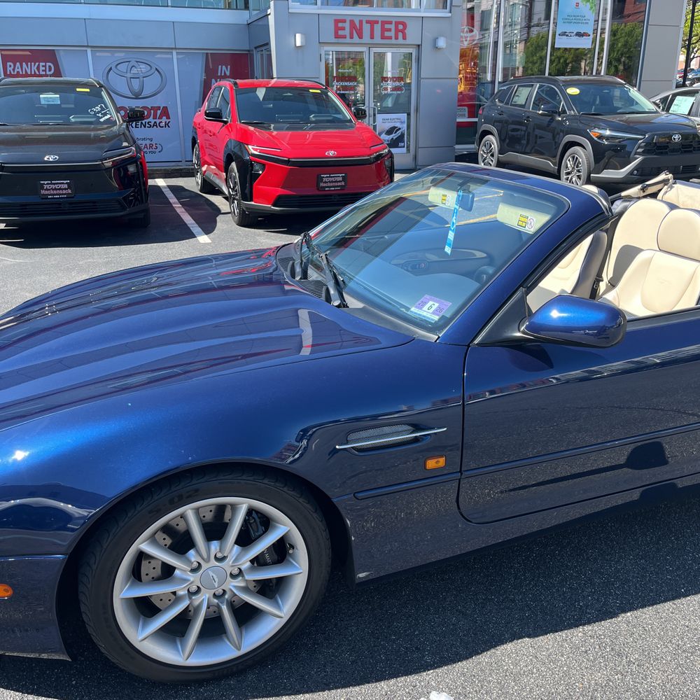 2001 Aston Martin DB7 Volante
