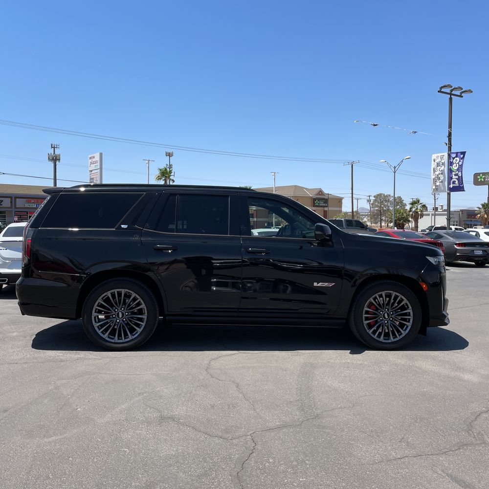2023 Cadillac Escalade-V Base