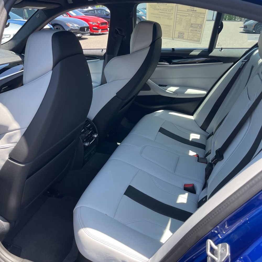 2022 BMW M5 Base