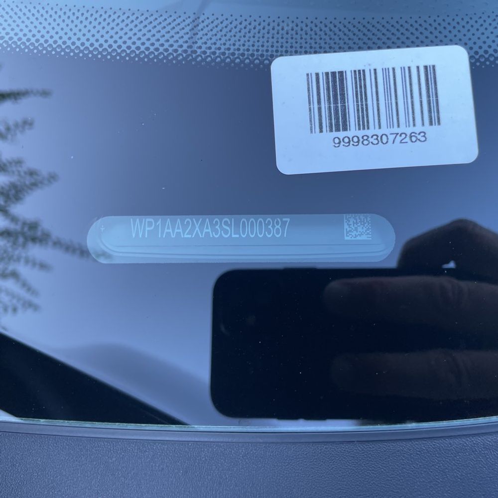2025 Porsche Macan EV 4