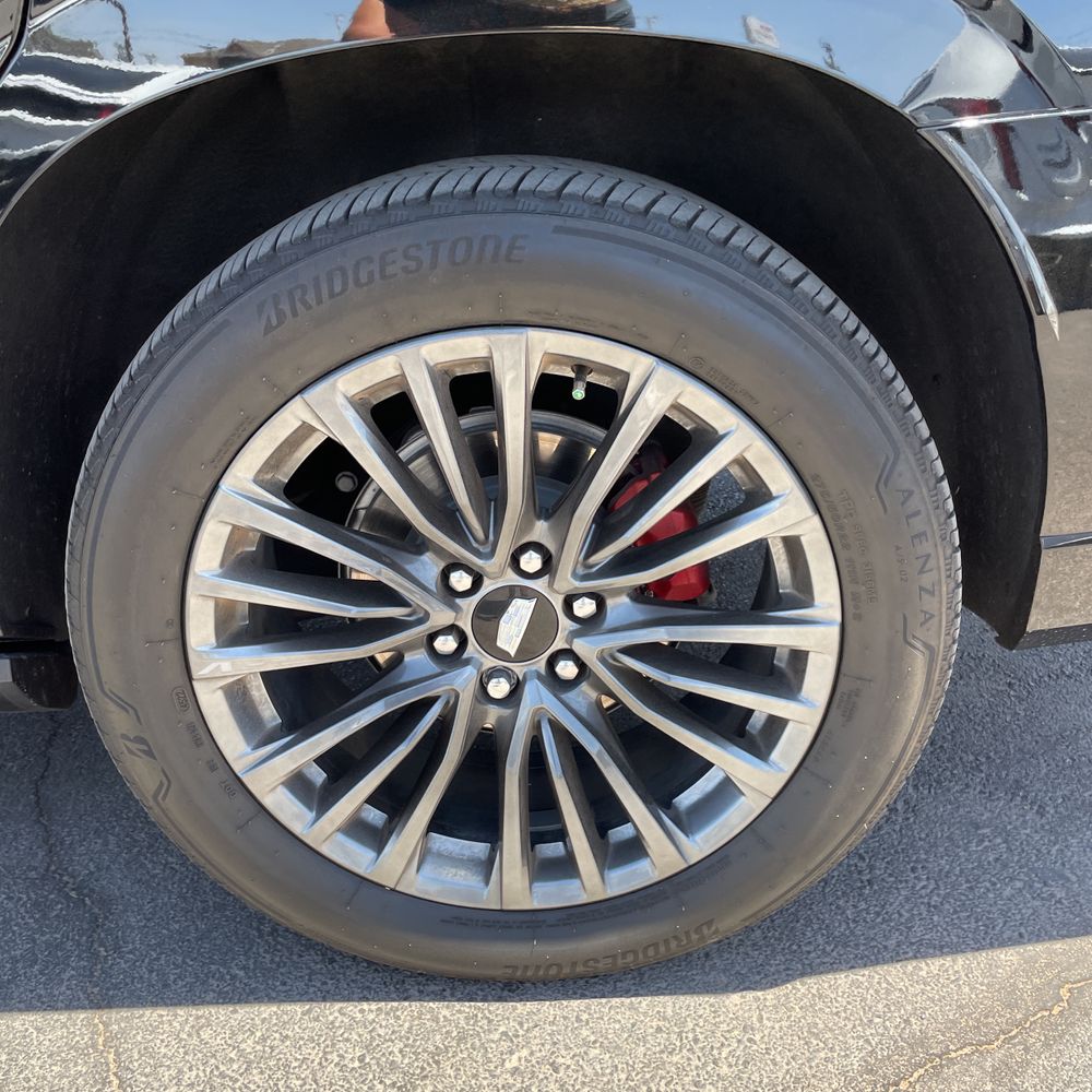 2023 Cadillac Escalade-V Base