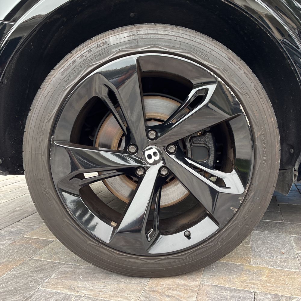2018 Bentley Bentayga Base