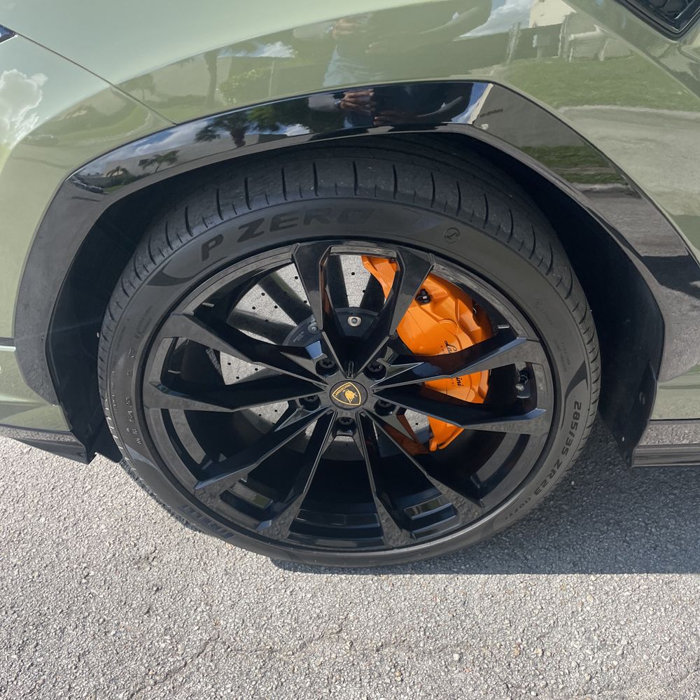2024 Lamborghini Urus S