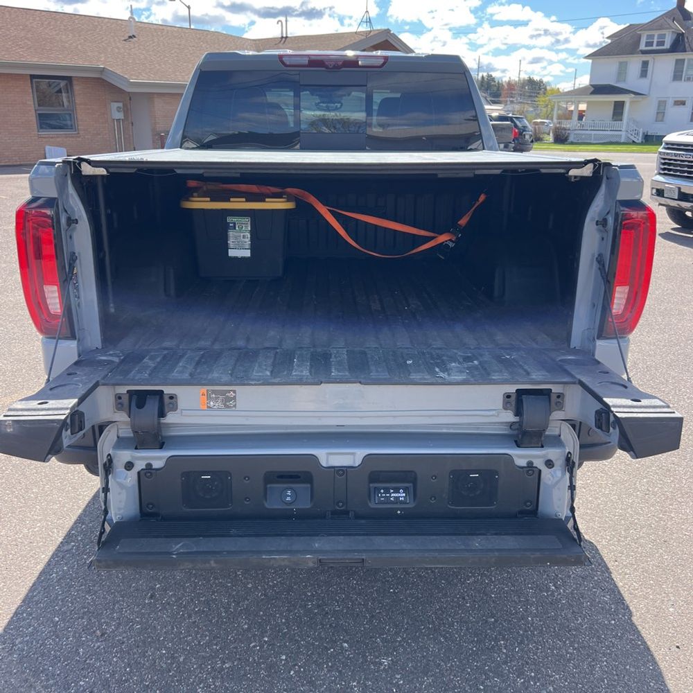 2024 GMC Sierra 1500 AT4X