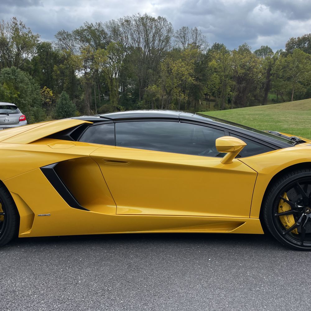 2014 Lamborghini Aventador