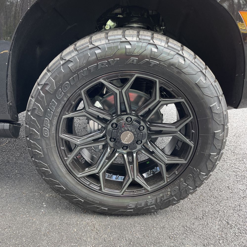 2025 GMC Yukon AT4 Ultimate