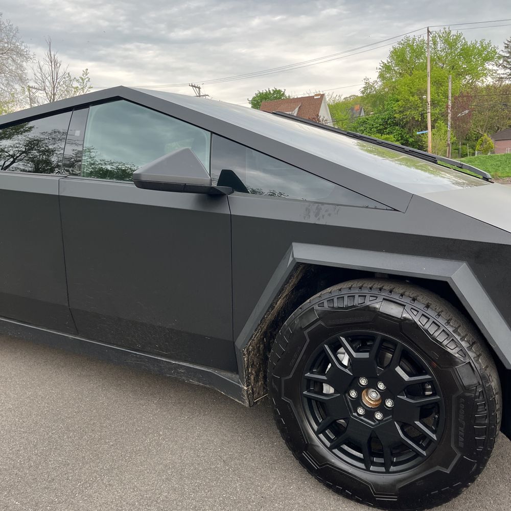 2024 Tesla Cybertruck CyberBeast