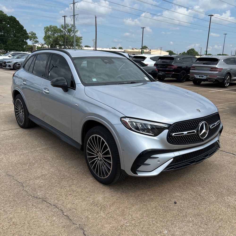 2025 Mercedes-Benz GLC 350e 4MATIC photo 12