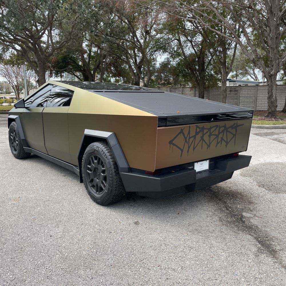 2024 Tesla Cybertruck CyberBeast