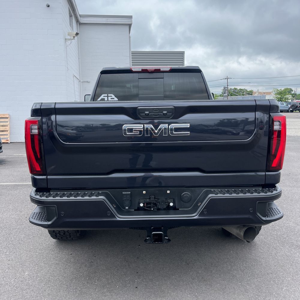 2024 GMC Sierra 3500HD Denali Ultimate