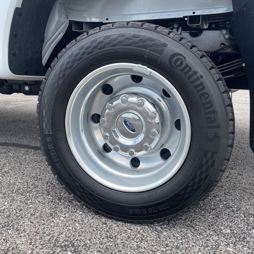 2025 Ford F-450 Super Duty Lariat