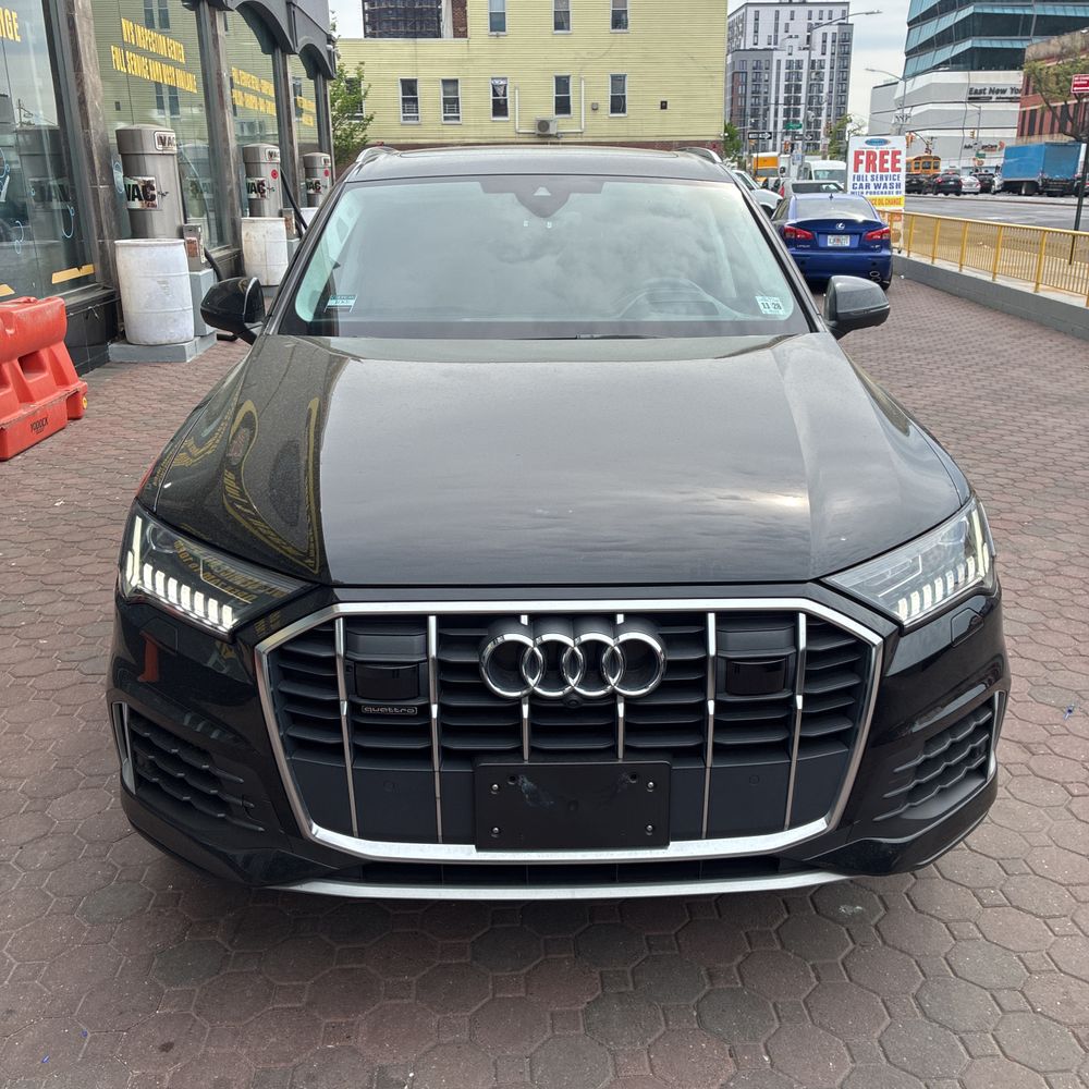 2023 Audi Q7 Prestige