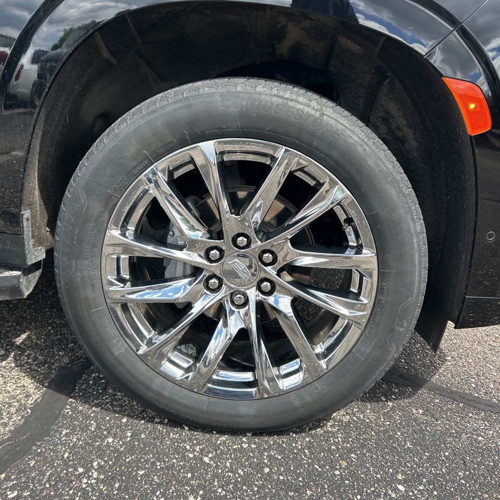 2024 Cadillac Escalade ESV Premium Luxury
