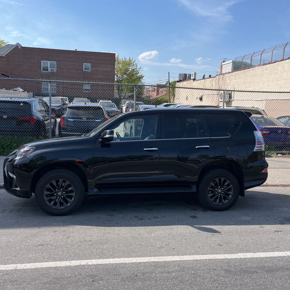 2022 Lexus GX 460 Base