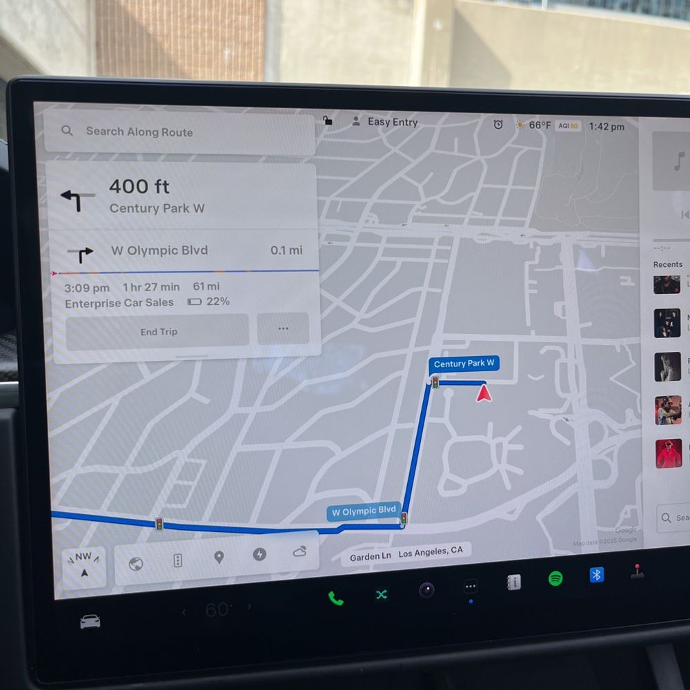 2021 Tesla Model S Plaid