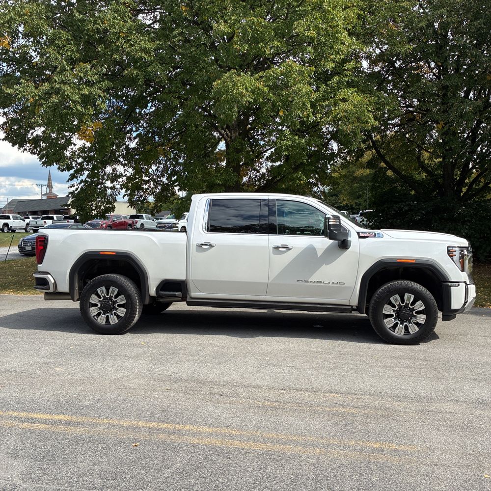 2025 GMC Sierra 3500 Denali