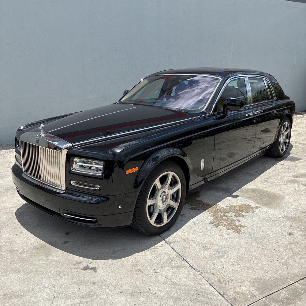2014 Rolls-Royce Phantom Base
