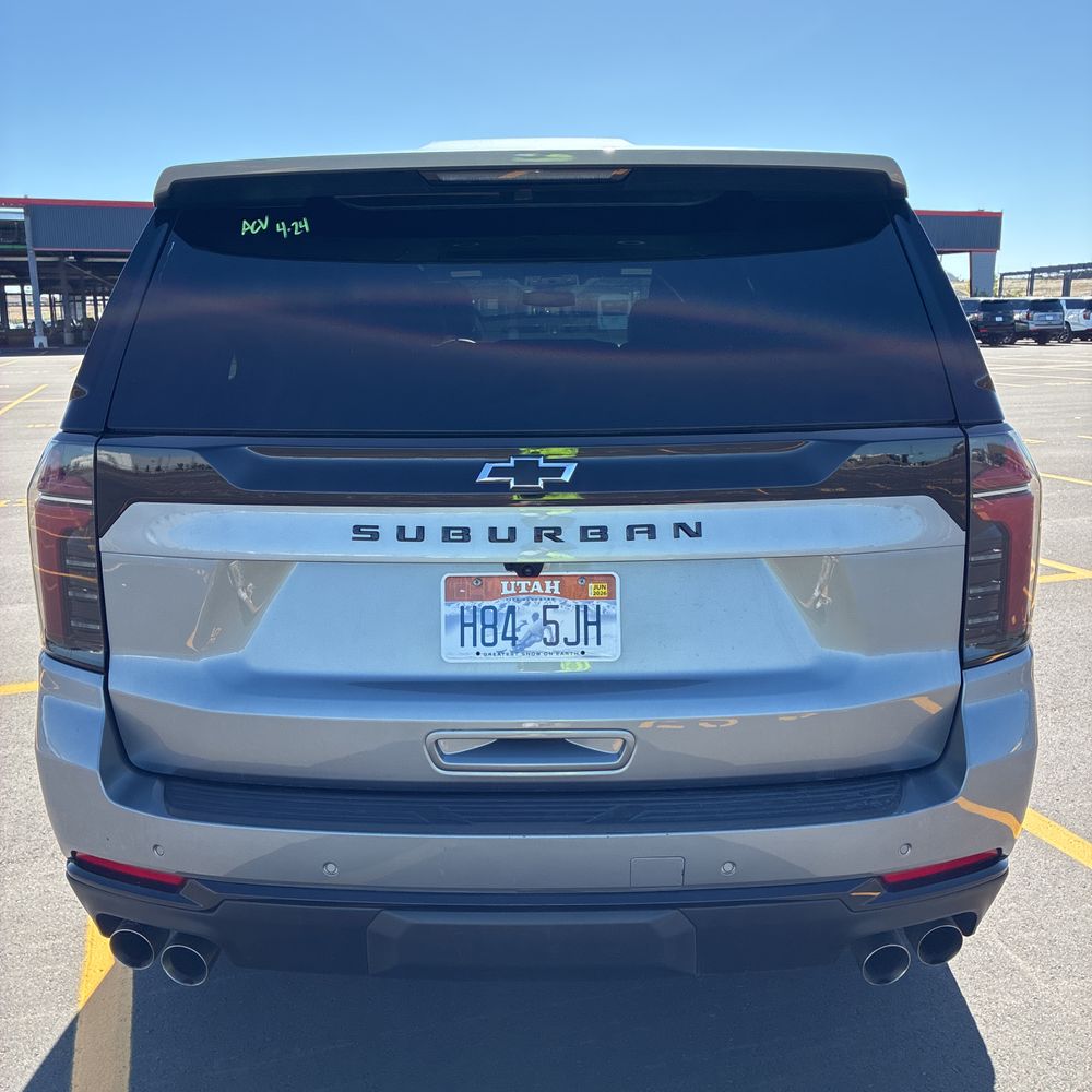 2025 Chevrolet Suburban Z71