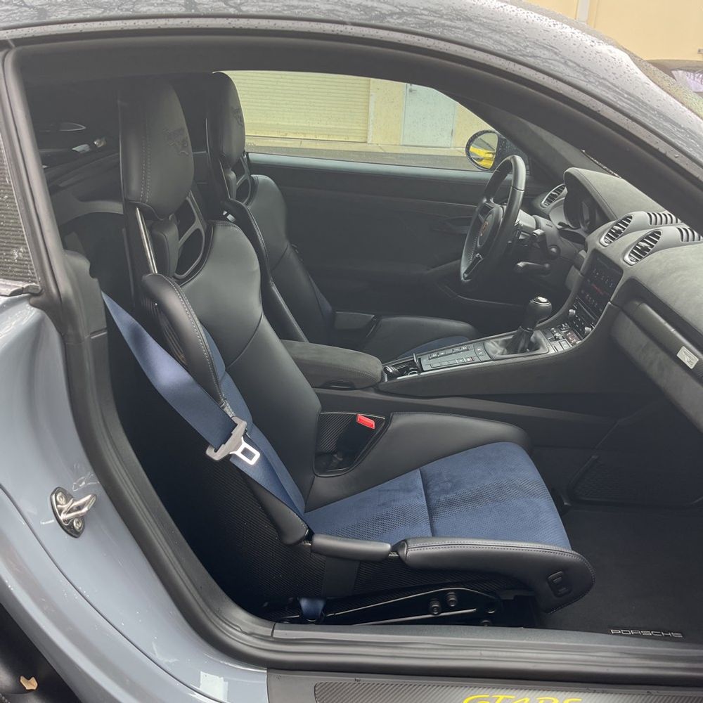 2023 Porsche 718 Cayman GT4 RS