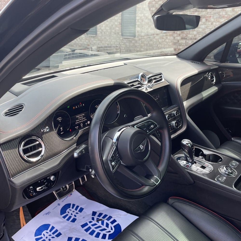 2021 Bentley Bentayga V8