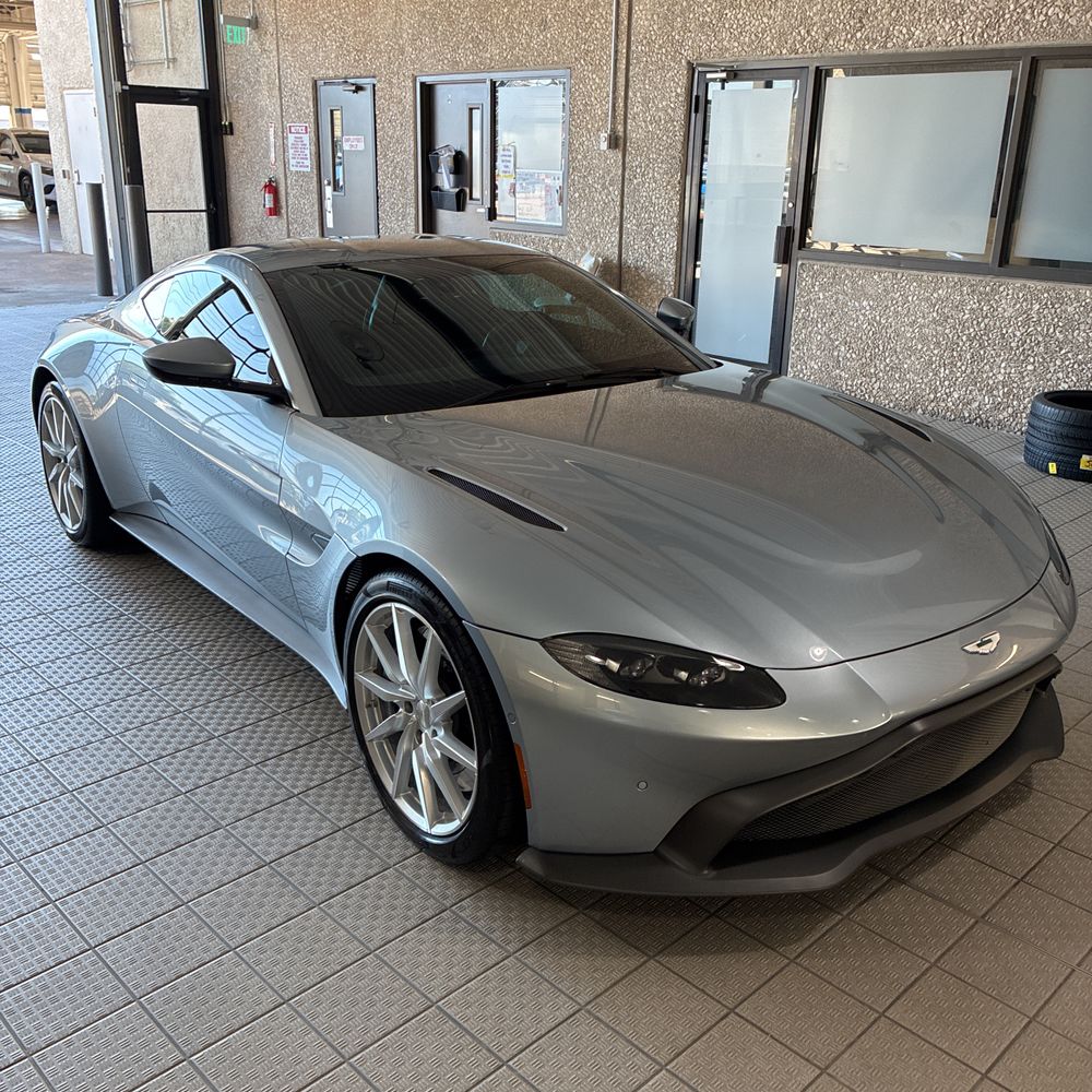 2020 Aston Martin Vantage