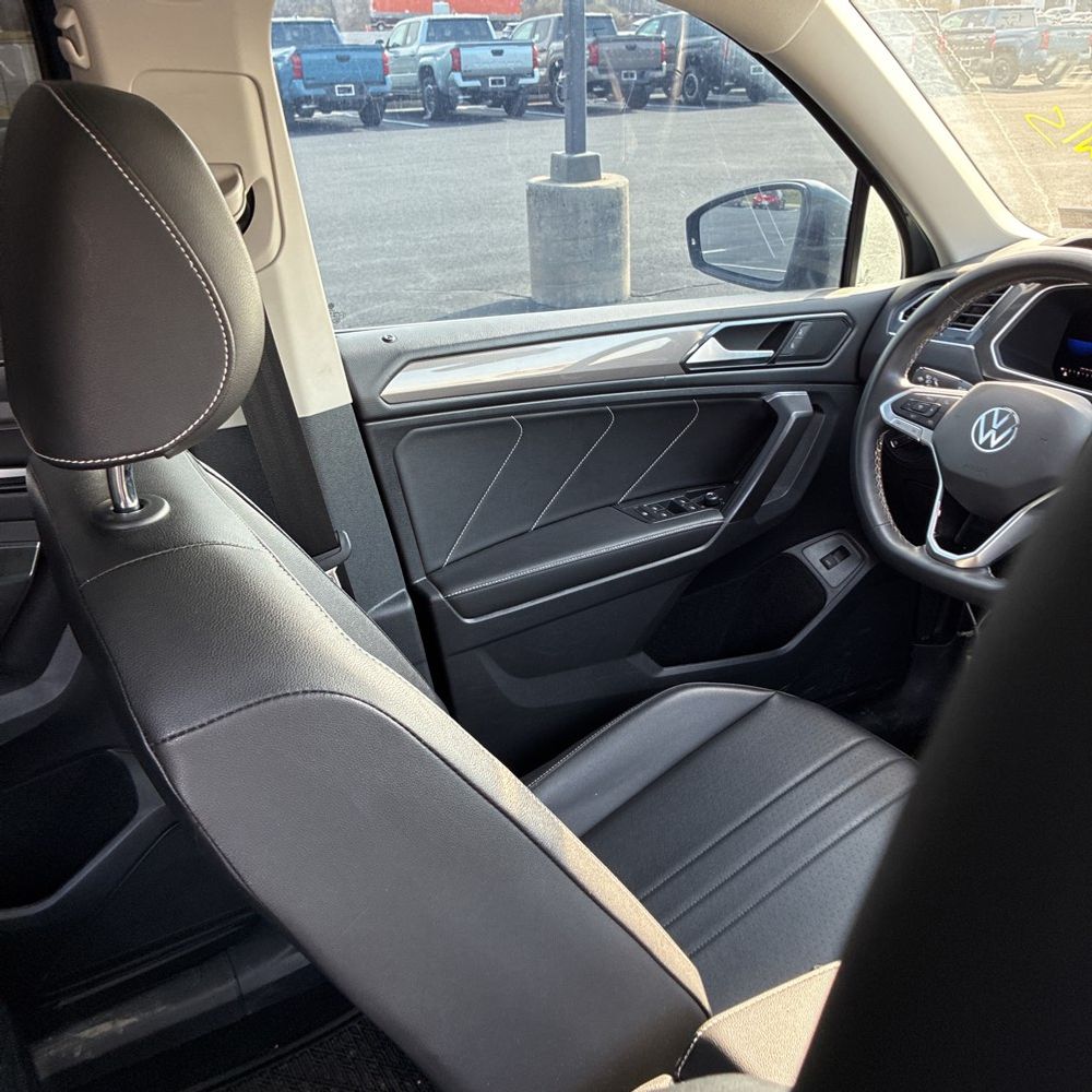 2022 Volkswagen Tiguan SE 4Motion photo 74