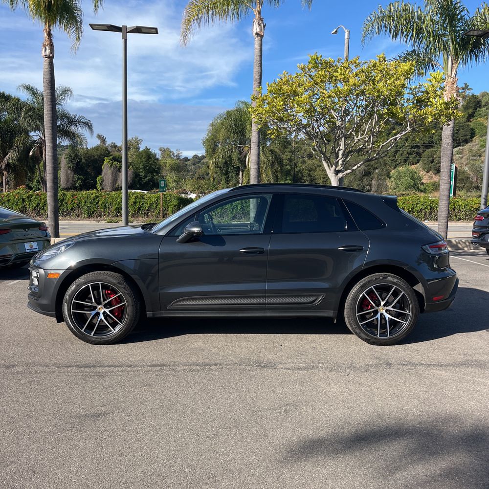 2024 Porsche Macan S