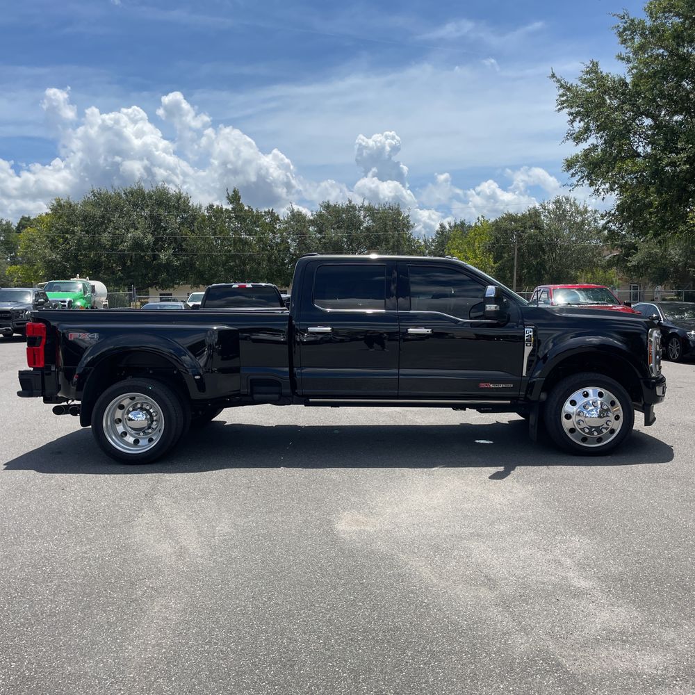 2024 Ford F-450 Super Duty Limited